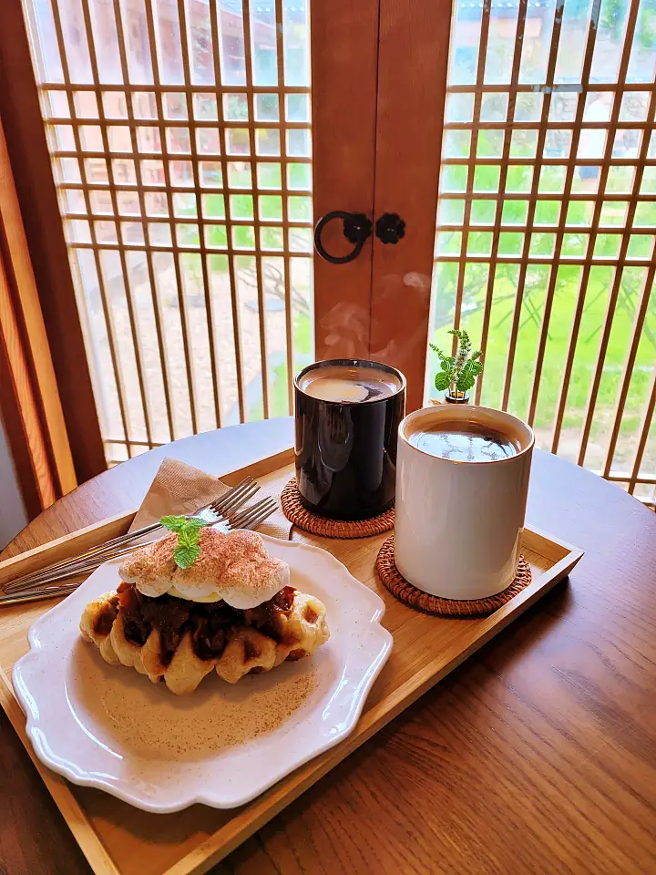 생방송오늘저녁 곶감 라떼 버터그로플 한상차림 마을에 단 하나 100년 한옥 카페 맛집 추천