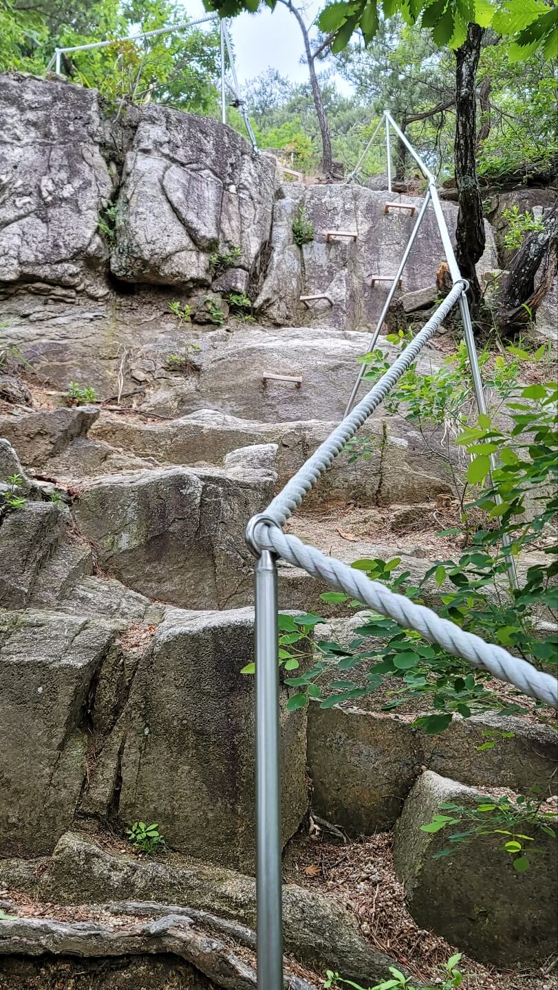 암릉구간