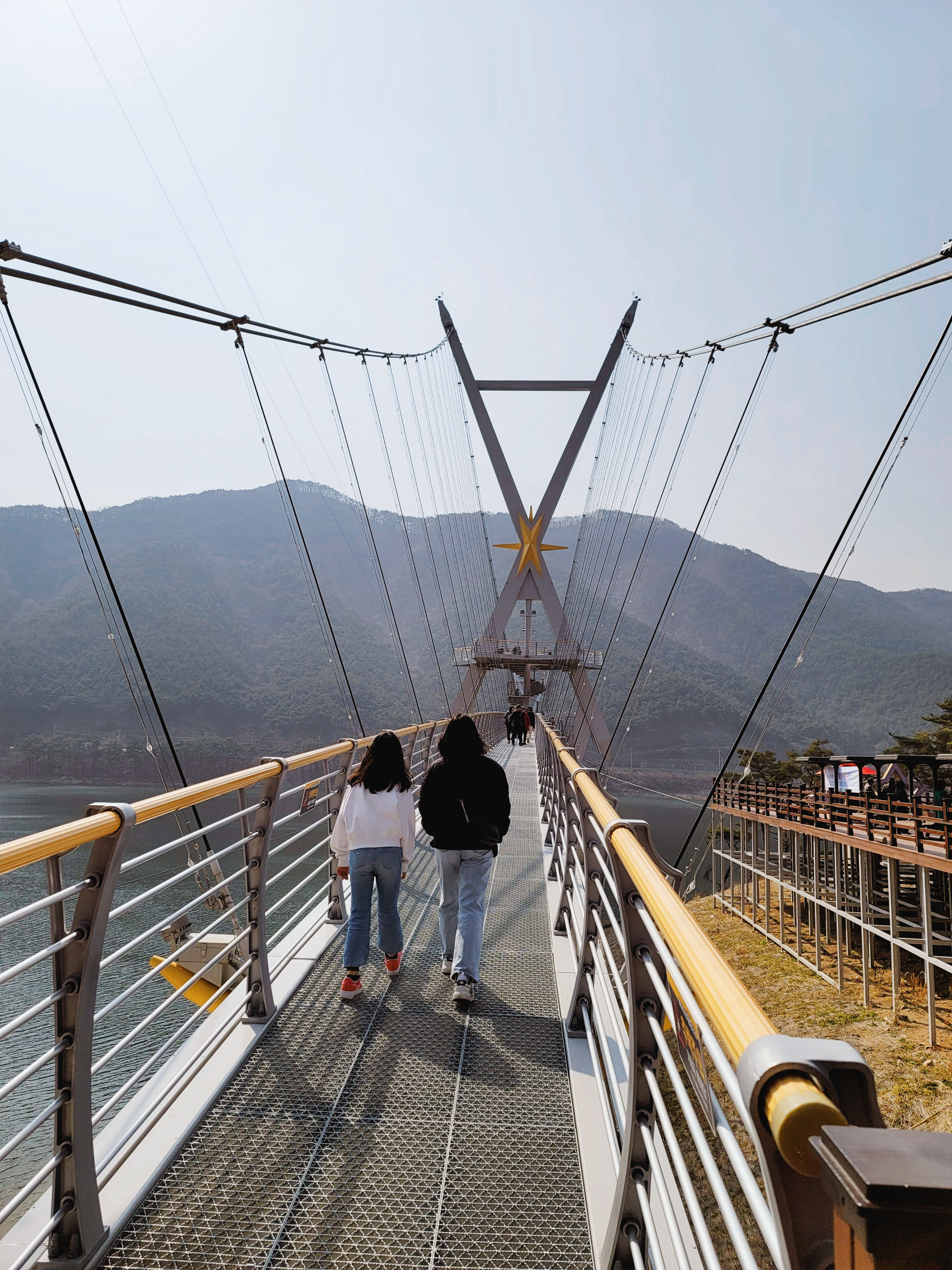 영천 출렁다리 모습