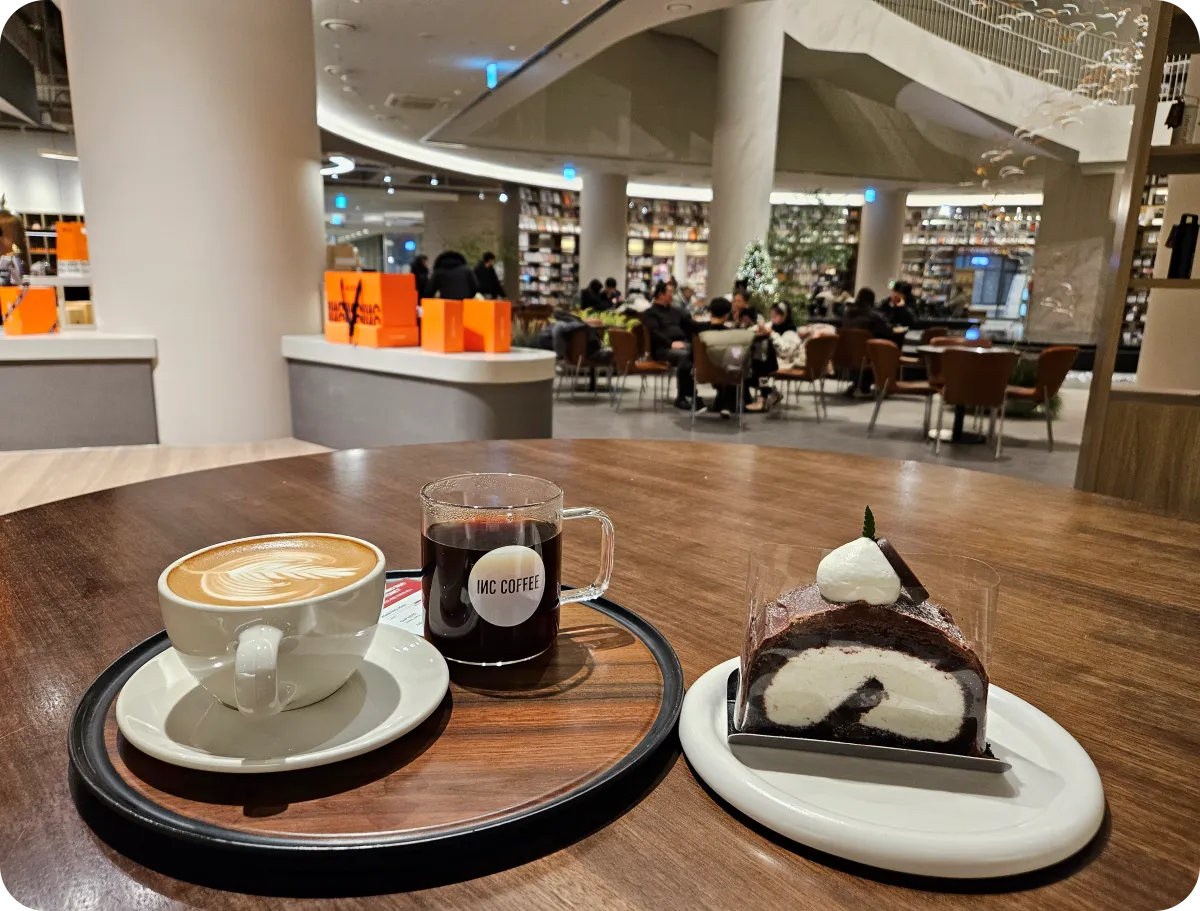 잉크커피-럼배럴-라떼-아메리카노