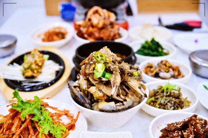 여수 게장 정식 서대회 갓김치 현지인 맛집 한상차림