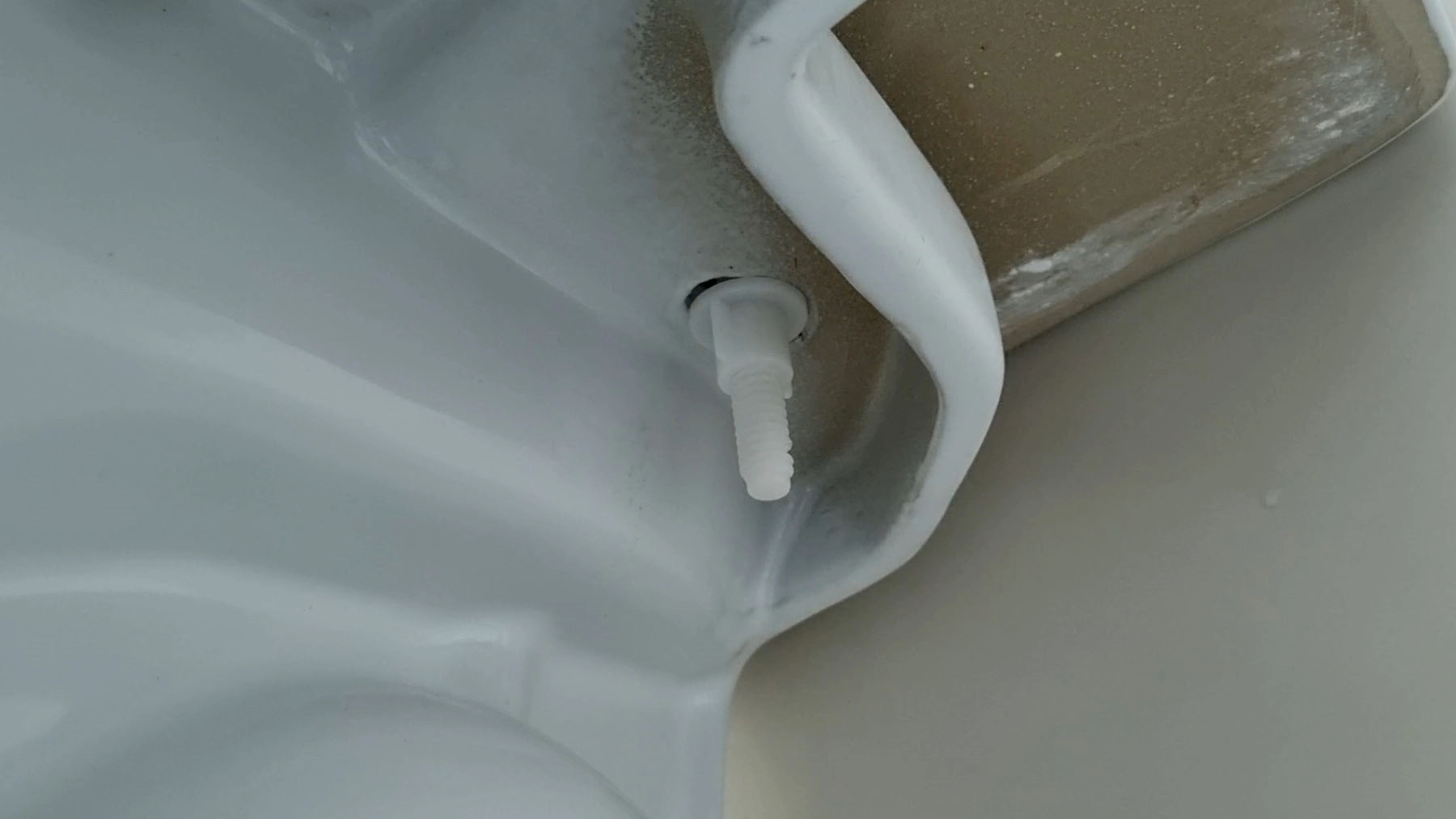 양변기 물탱크 고정 너트