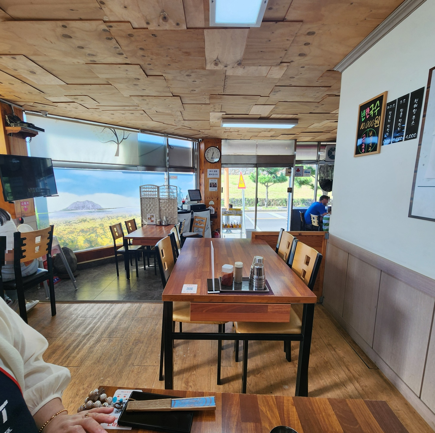 식당 내부 사진