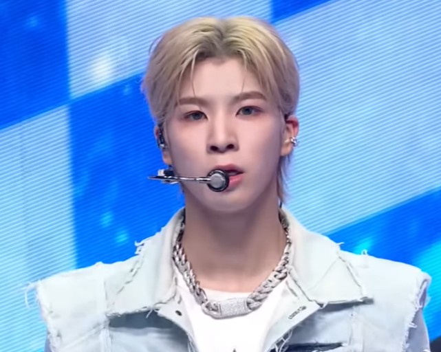 정동원 아빠 성형 갤러리 노래모음 팬카페