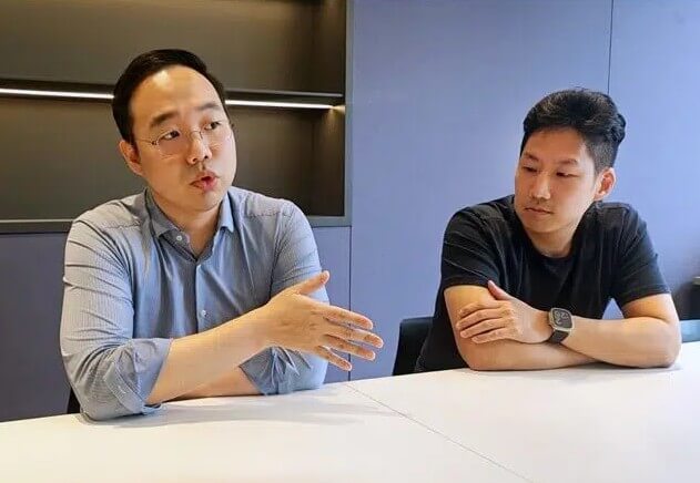 데이원-컴퍼니-대표-이강민과-콜로소-대표-김동혁-사진입니다.