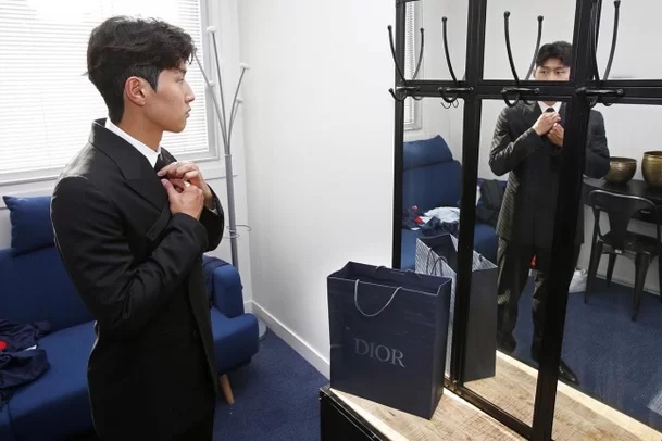 이강인 PSG 입단 발표