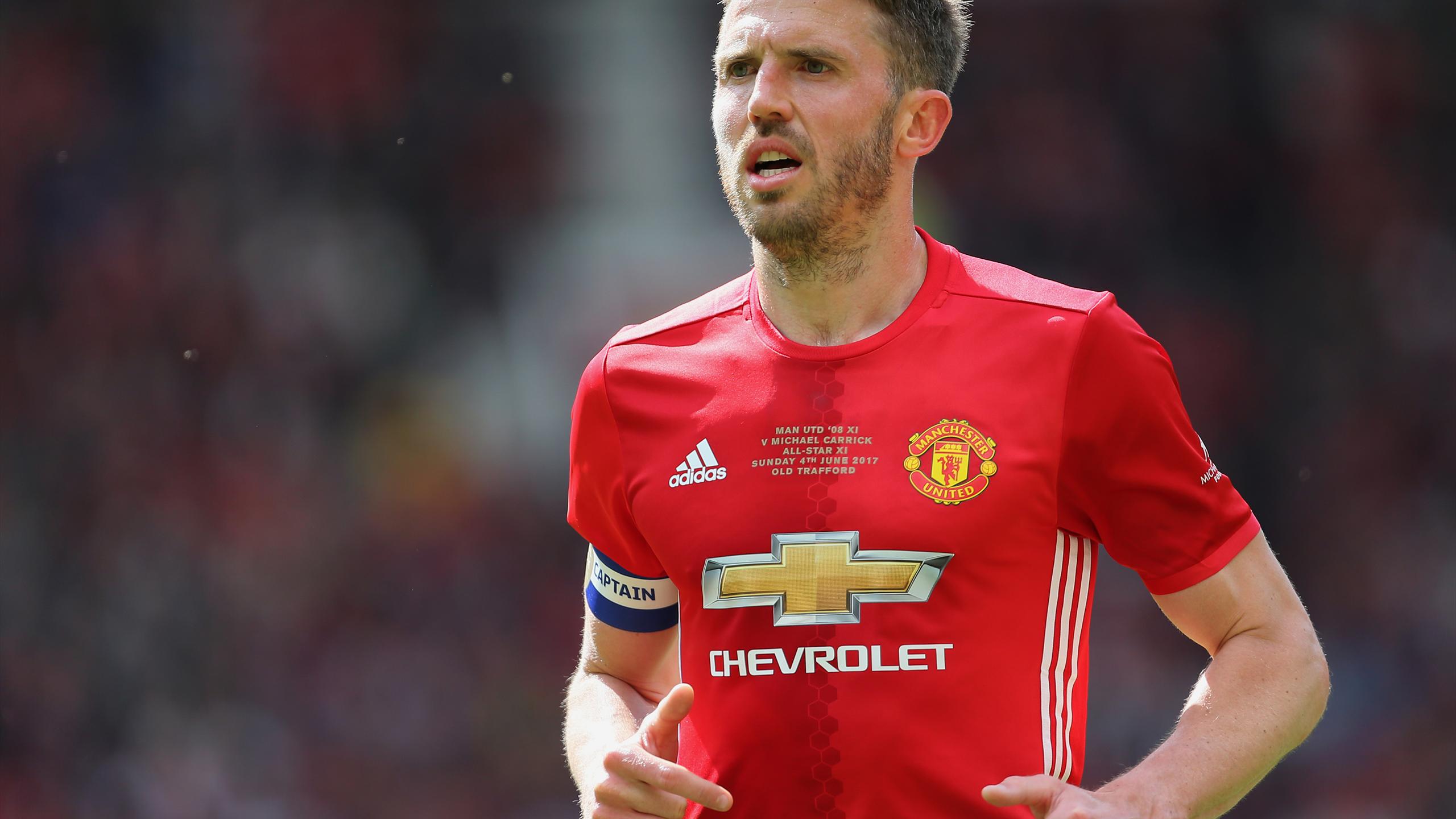 마이클 캐릭 사진