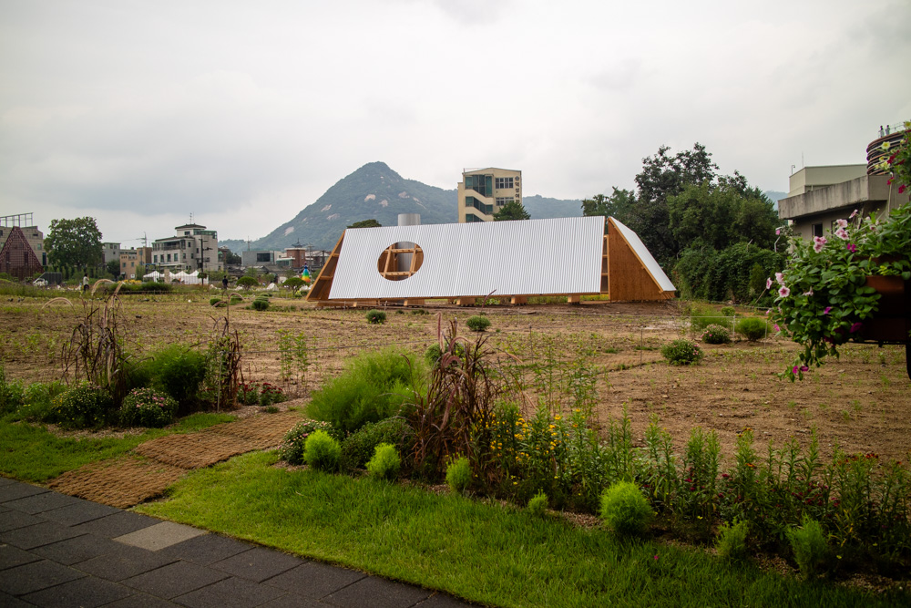 서울도시건축비엔날레로 물든 송현공원