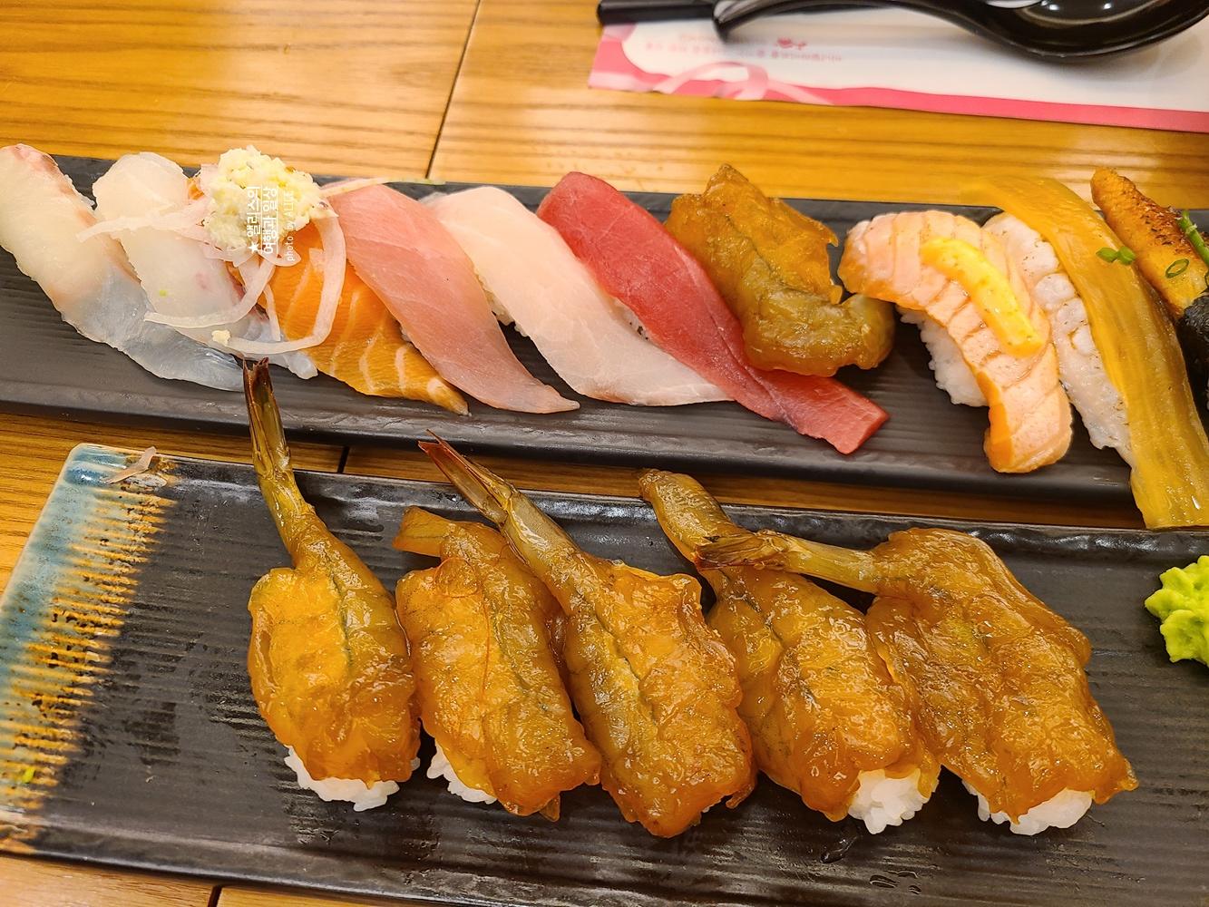 상무초밥 부산동래점 쫄깃한 간장새우초밥 + 큼지막한 후토마키