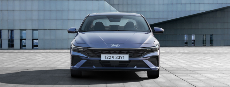 아반떼 하이브리드 전면부 디자인