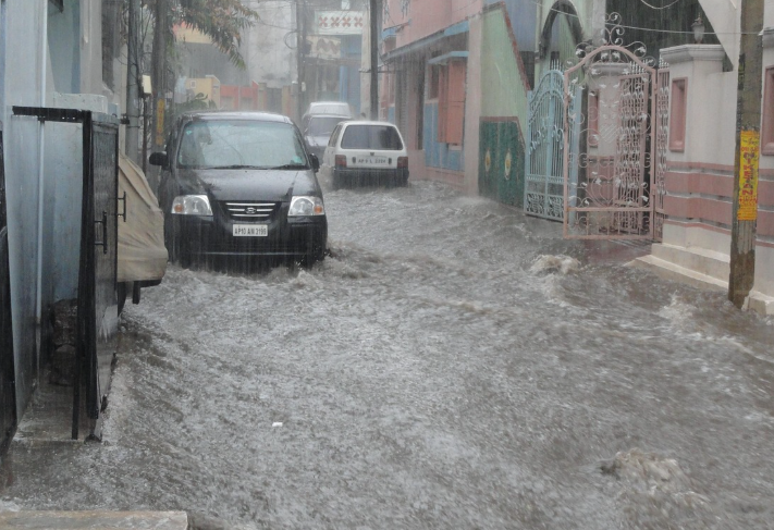 차량침수 - 침수차량보상 / 차량 침수 피해 보상 / 침수차량 구별법