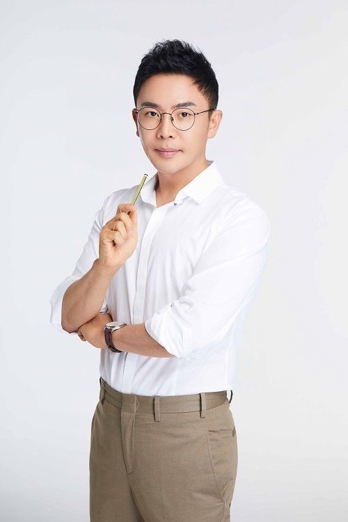 설민석-사진