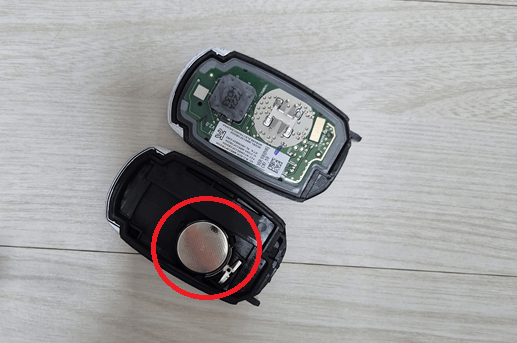 아반떼 CN7 스마트키 배터리 교체하기