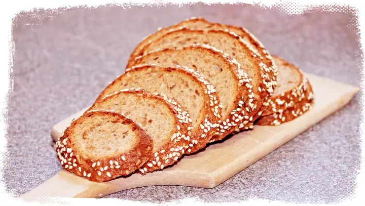 놀라운토요일-놀토-옥수수양파빵-부추빵-딸기잼앙금빵-사과에이드-맛집-전북-장수-CC-장계시장-빵집-카페