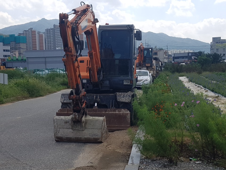 굴삭기