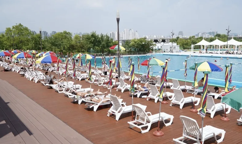 영의도 한강공원 수영장 이미지