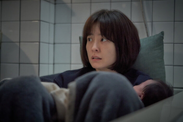 영화 잠 정유미