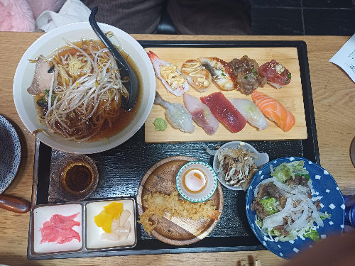 소유라멘 모둠스시