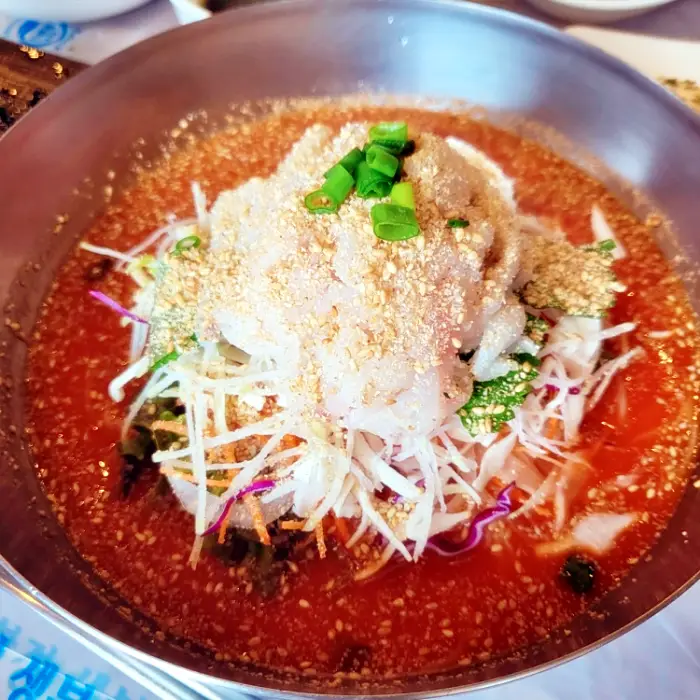 생생정보 1383회 현지의 맛 가자미물회국수 비빔회국수 물회국수 회덮밥 강릉 경포대 맛집 연락처 위치 어디