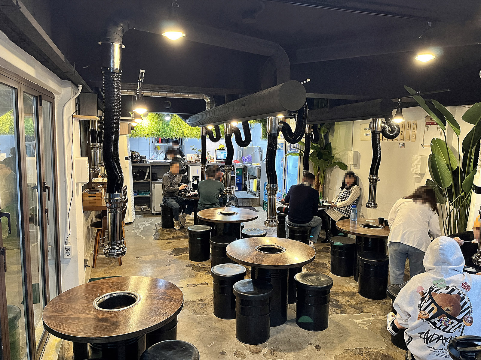 부산 덕천동 소고기 맛집 이유있소 내부.