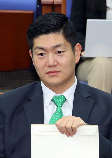 김재섭 국회의원 프로필