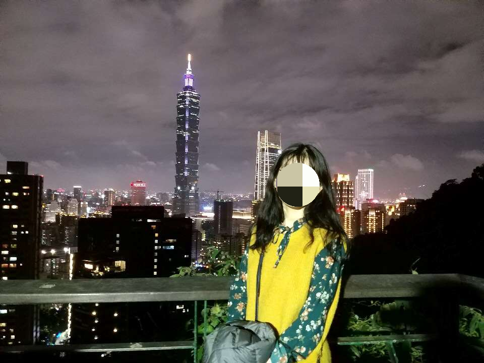 샹산 전망대 야경