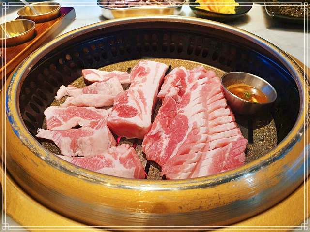 고기서만나 잠실 새내 신천 생 돼지갈비 성지의 생돼지갈비 숯불 구이 맛집