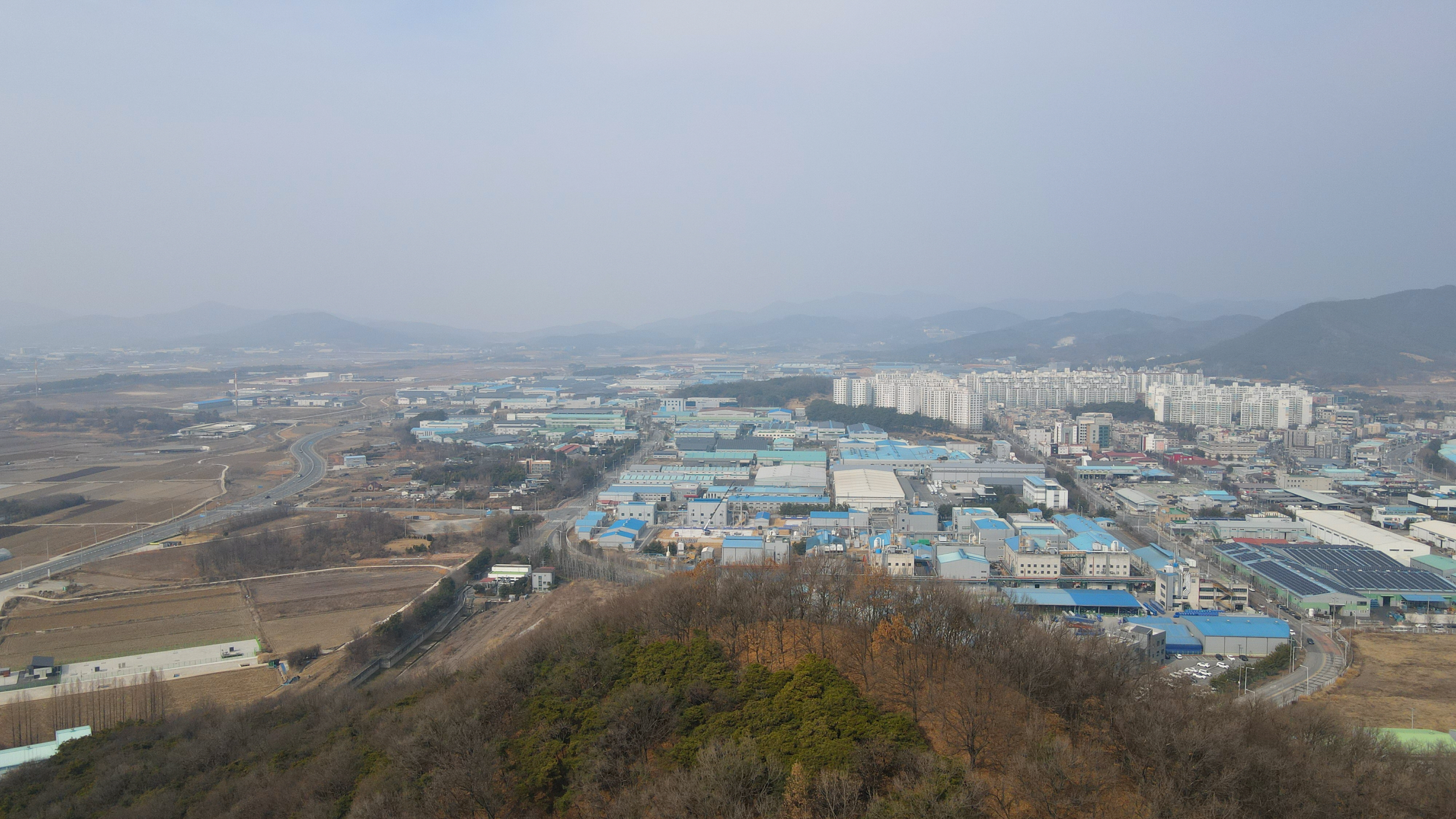 남쪽에서 찍은 북쪽 방향 뷰