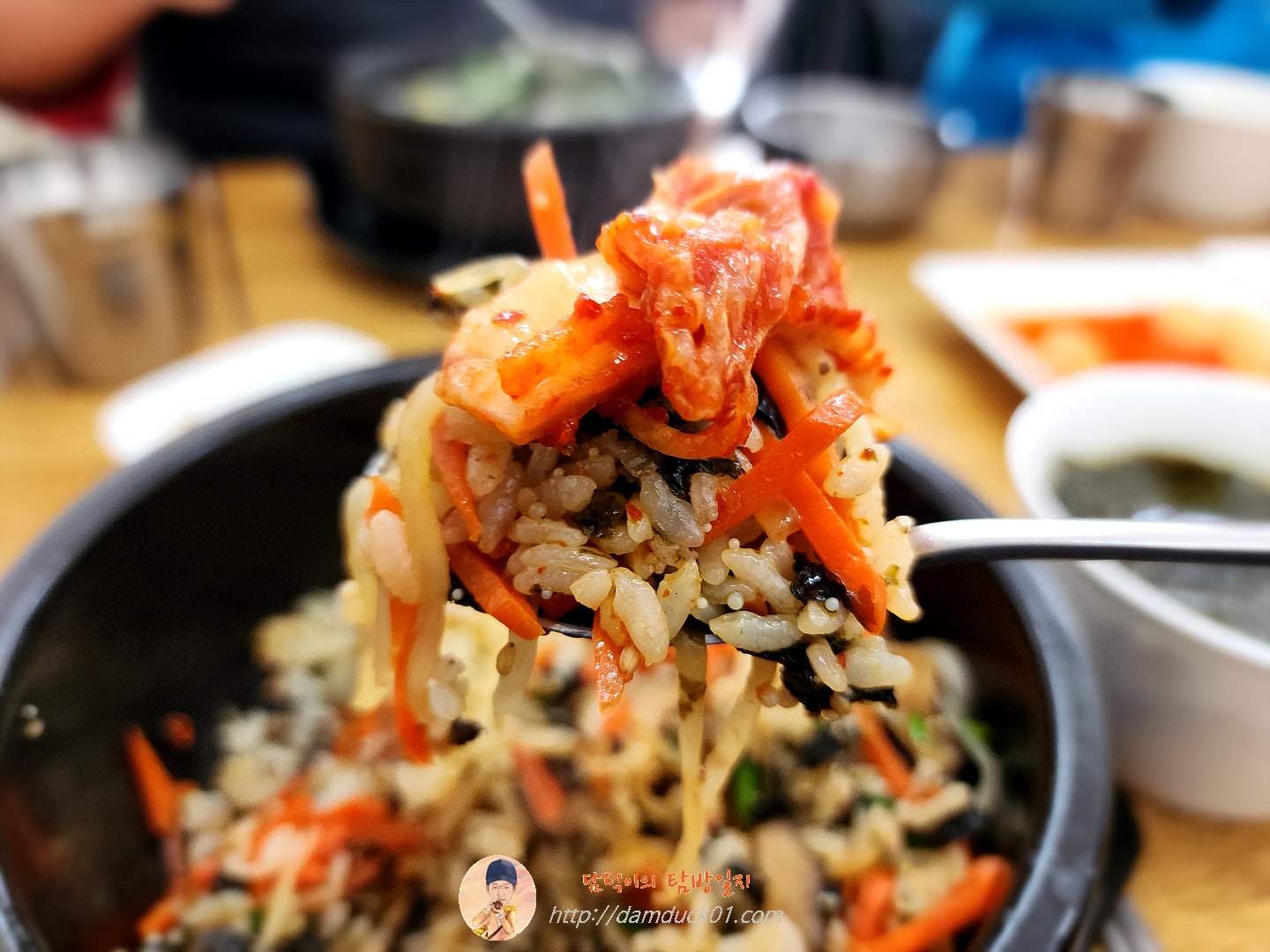 돌솥굴밥
