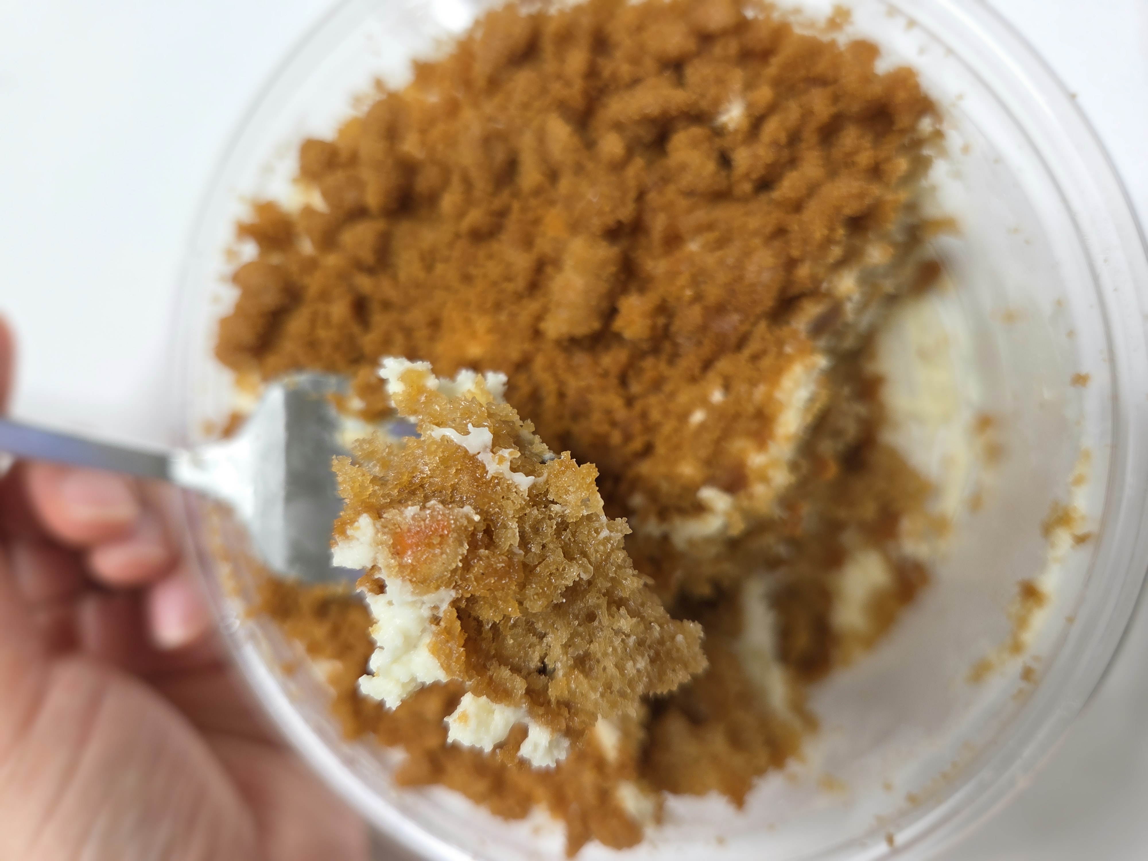 좋아하는 크림치즈가 빵 시트 사이에 가득 들어가 있는 점은 참 좋았습니다!