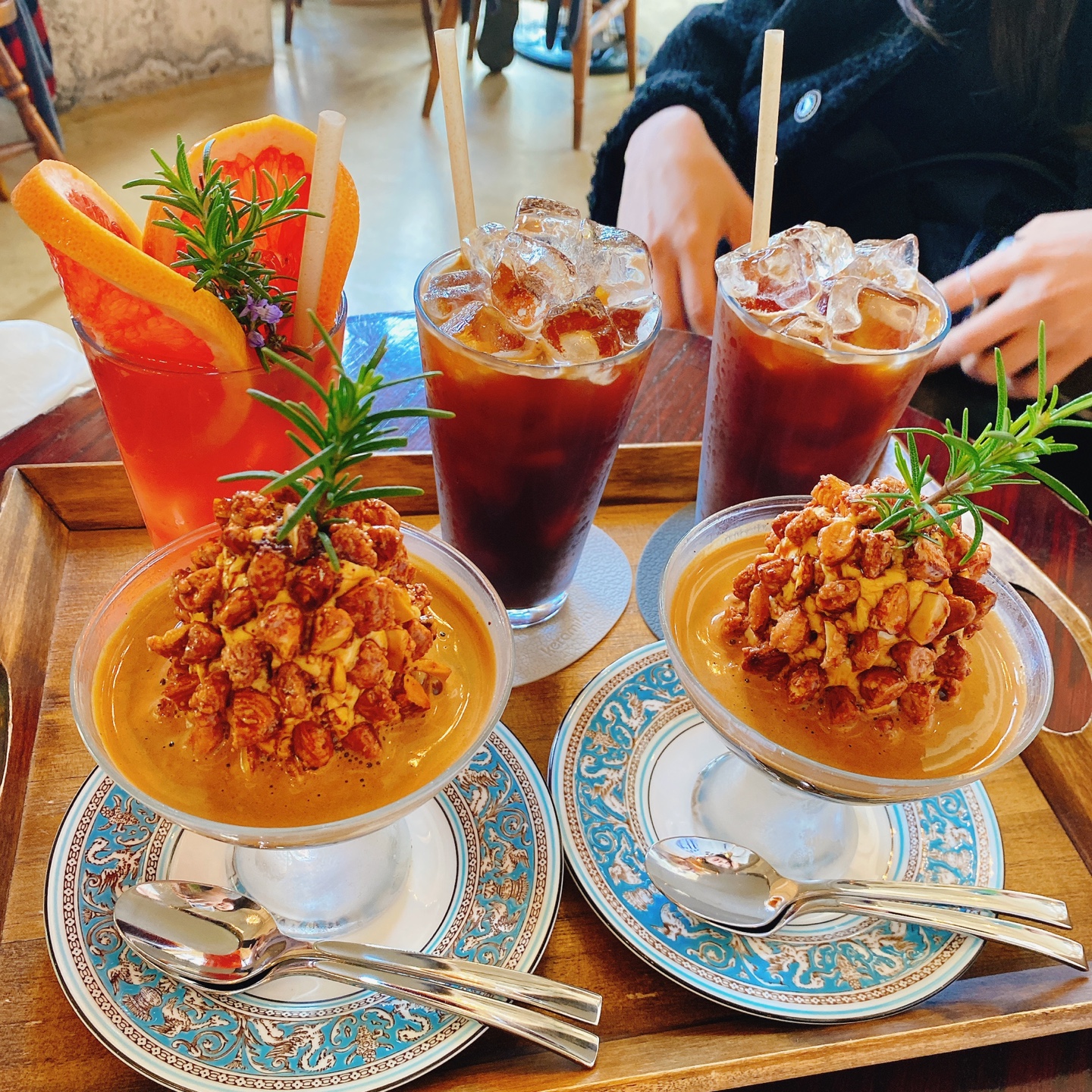 제주 조천 와흘메밀마을 하겐다즈아몬드아포가토 트라인커피 조천카페