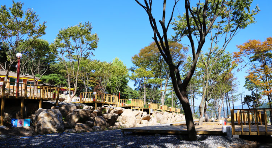 경기-포천-깊이울달빛-캠핑장-사진-입니다.