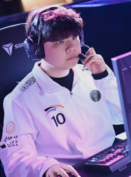 클리드 성희롱 폭로 논란