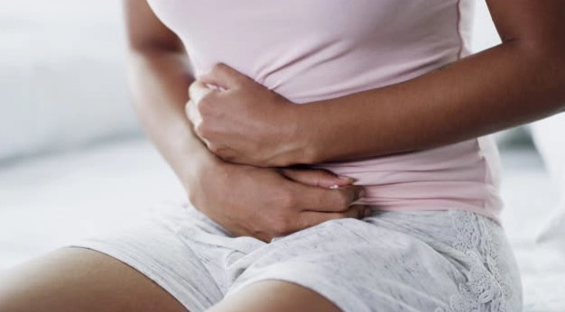 여자 왼쪽 아랫배 통증 원인 및 의심되는 병