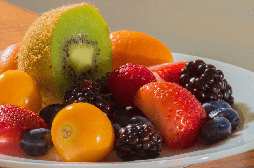 건강에 좋은 신선한 과일들