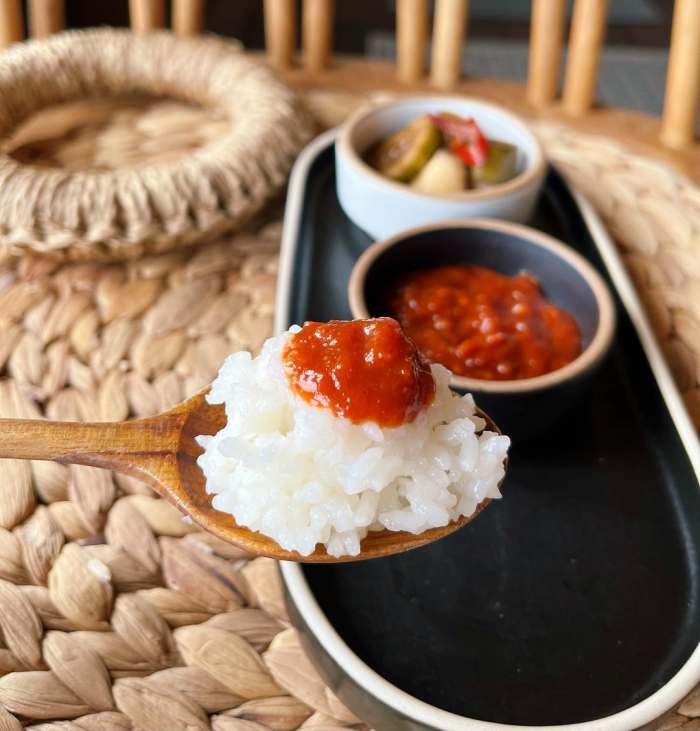 이만기 동네한바퀴 시즌2 무주 덕유산 삼굿구이 맛집 돼지고기와 감자 달걀 솥 돌찜 체험 문의 소개