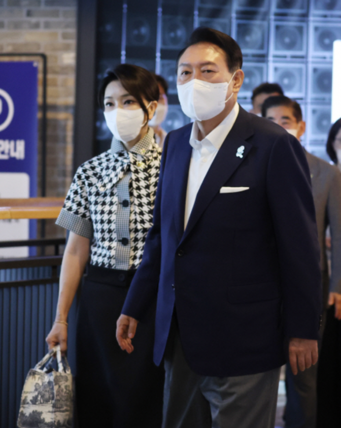 김건희 윤석열 영화