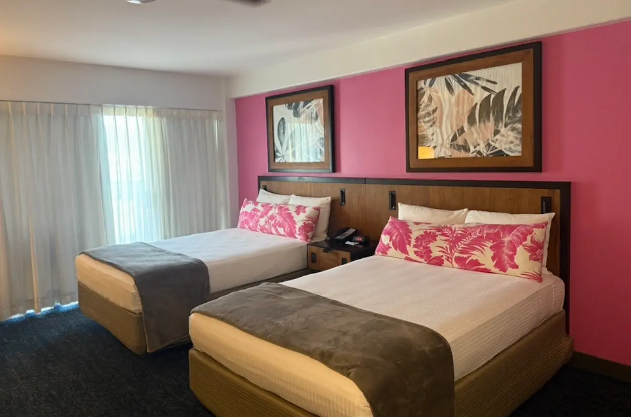 일리마호텔 룸 침대사진