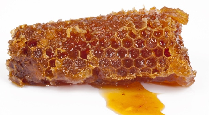 기침 가래에 좋은 벌꿀 사진입니다.