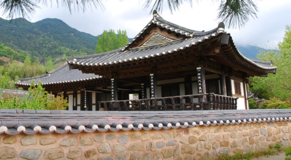 남주의 첫날밤을 최참판택 세트장 촬영지