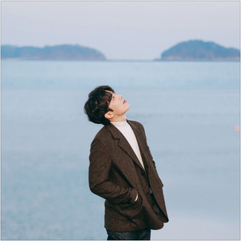 적재 손을 잡는다거나 같이 걷는다거나 앨범 사진