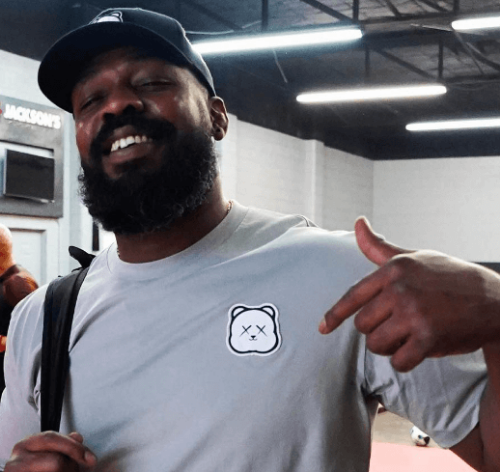 UFC 존 존스 아웃