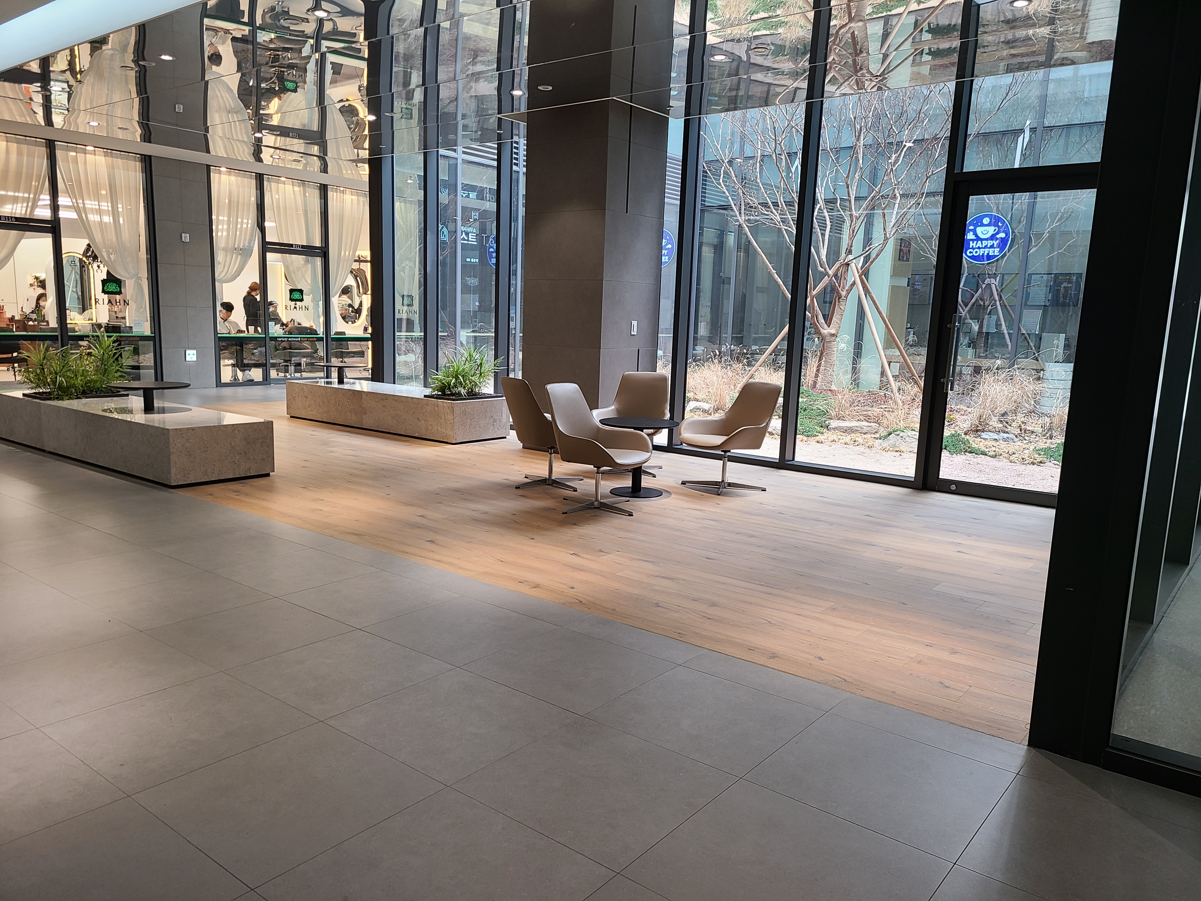 당산 생각공장 1층 내부3