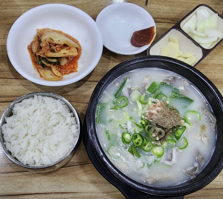 인천 가좌시장 순댓국 맛집 | 6시 내고향 방송 나온 가좌순대국