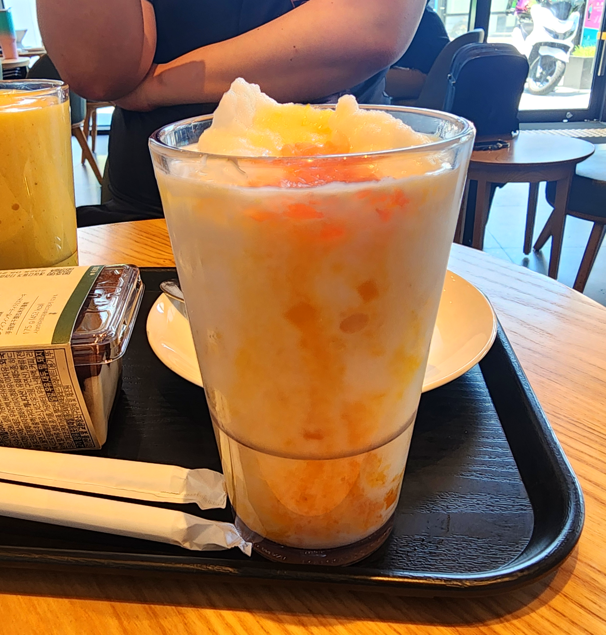 스타벅스자몽망고코코프라푸치노