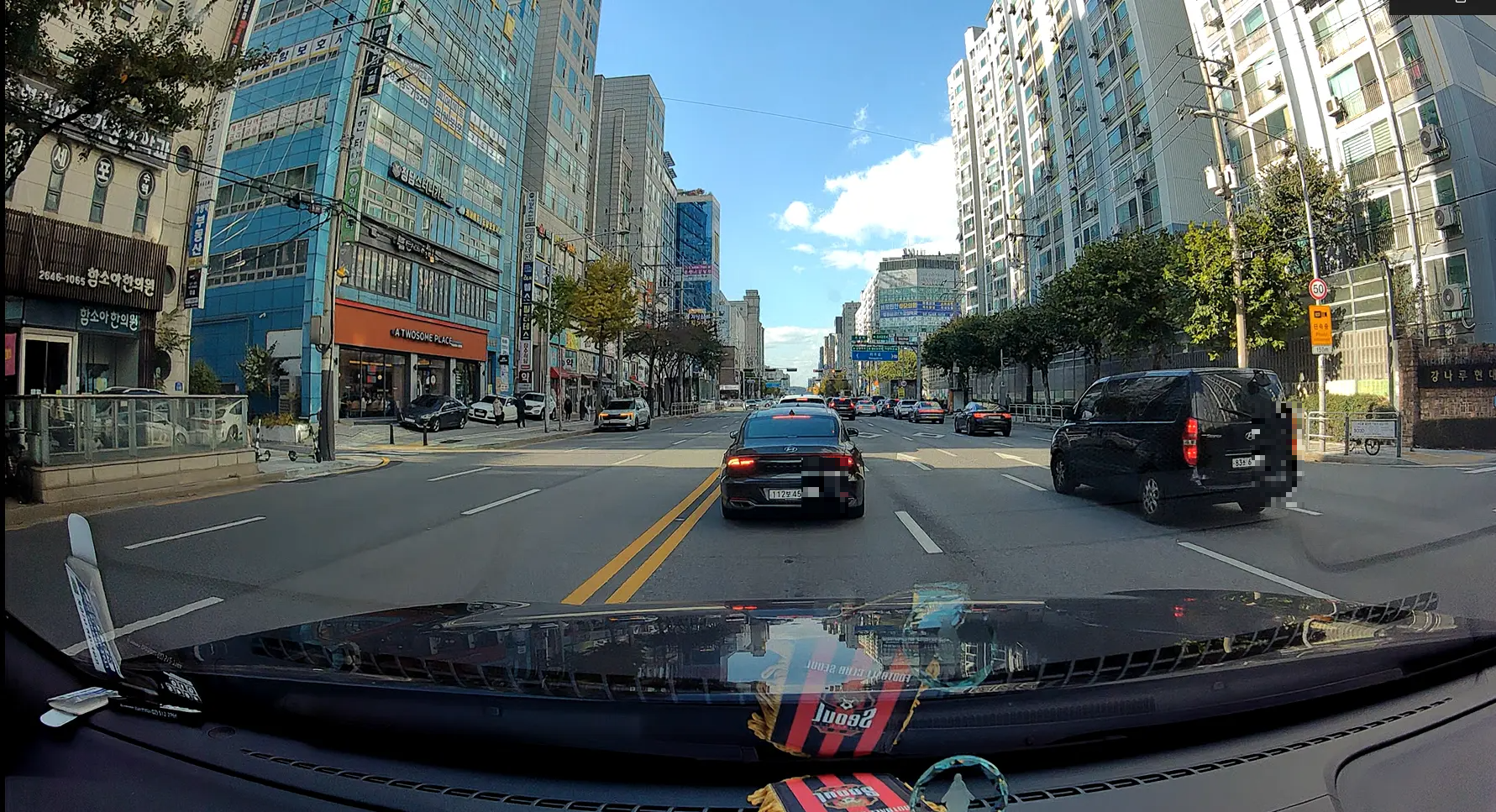 UHD 4K 블랙박스의 주간 화질입니다.