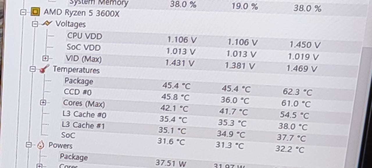 CPU온도는 45도~60도 사이를 왔다갔다 합니다.