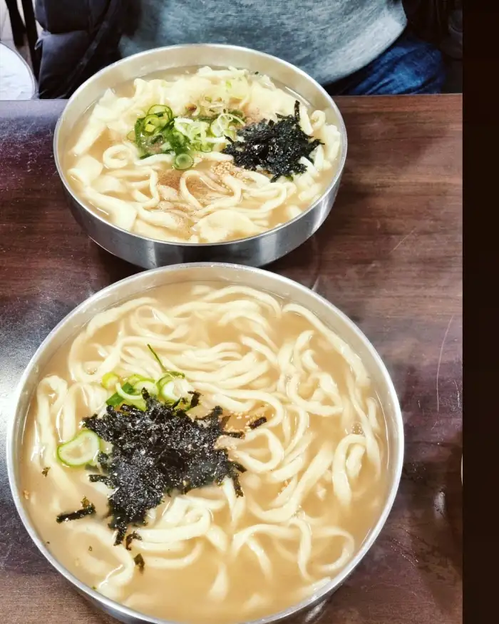 생방송 투데이 수원 남문시장 손칼국수 잔치국수 칼제비 수제비 맛집