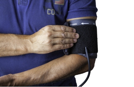 고혈압 정상수치로 낮추는 5가지 방법