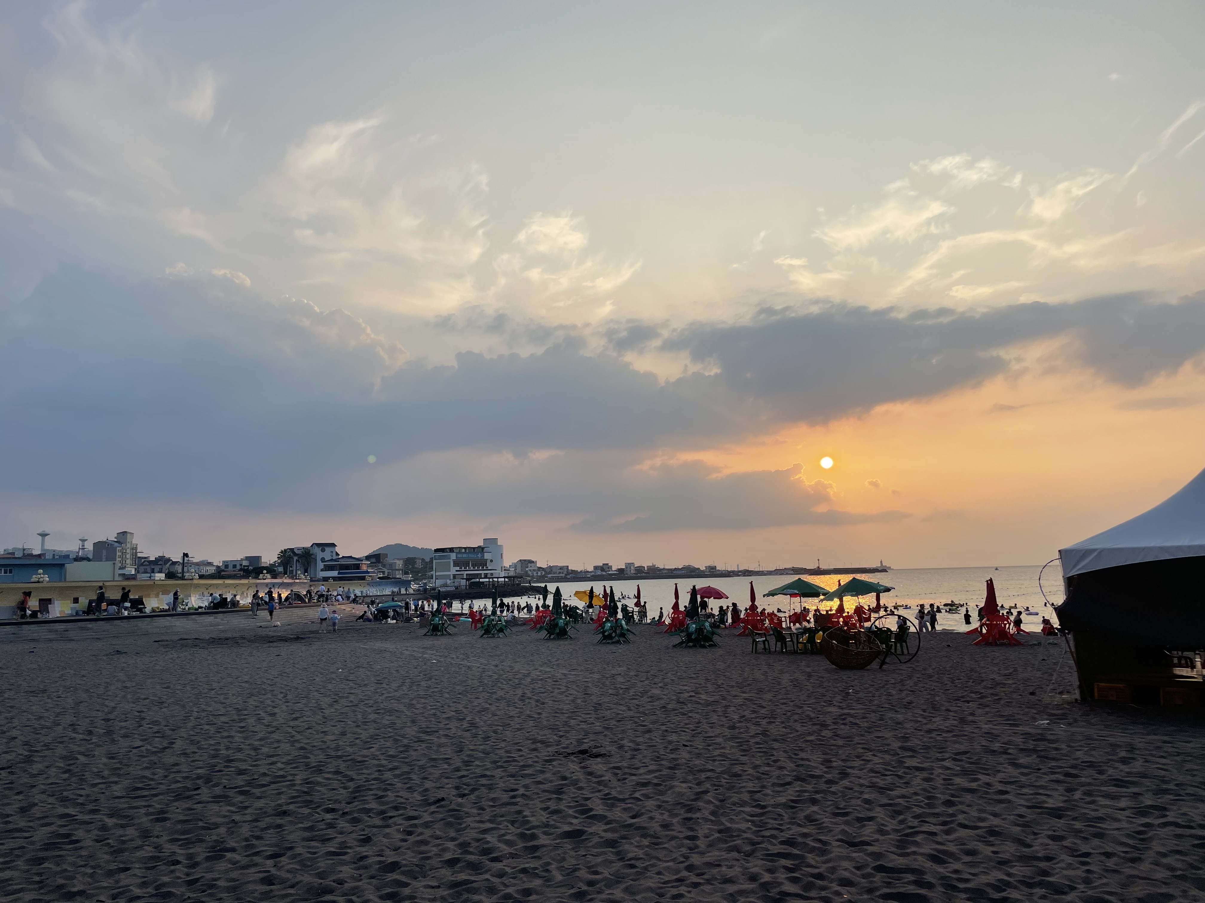 해변_노을